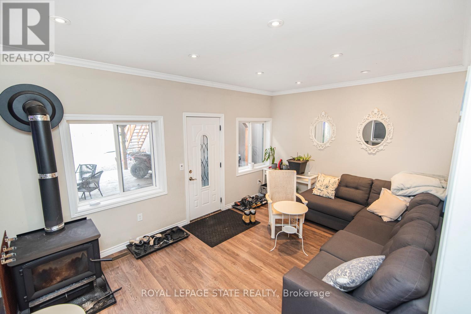 443 Eleventh Road E, Hamilton, Ontario  L8J 3N4 - Photo 17 - X12915722