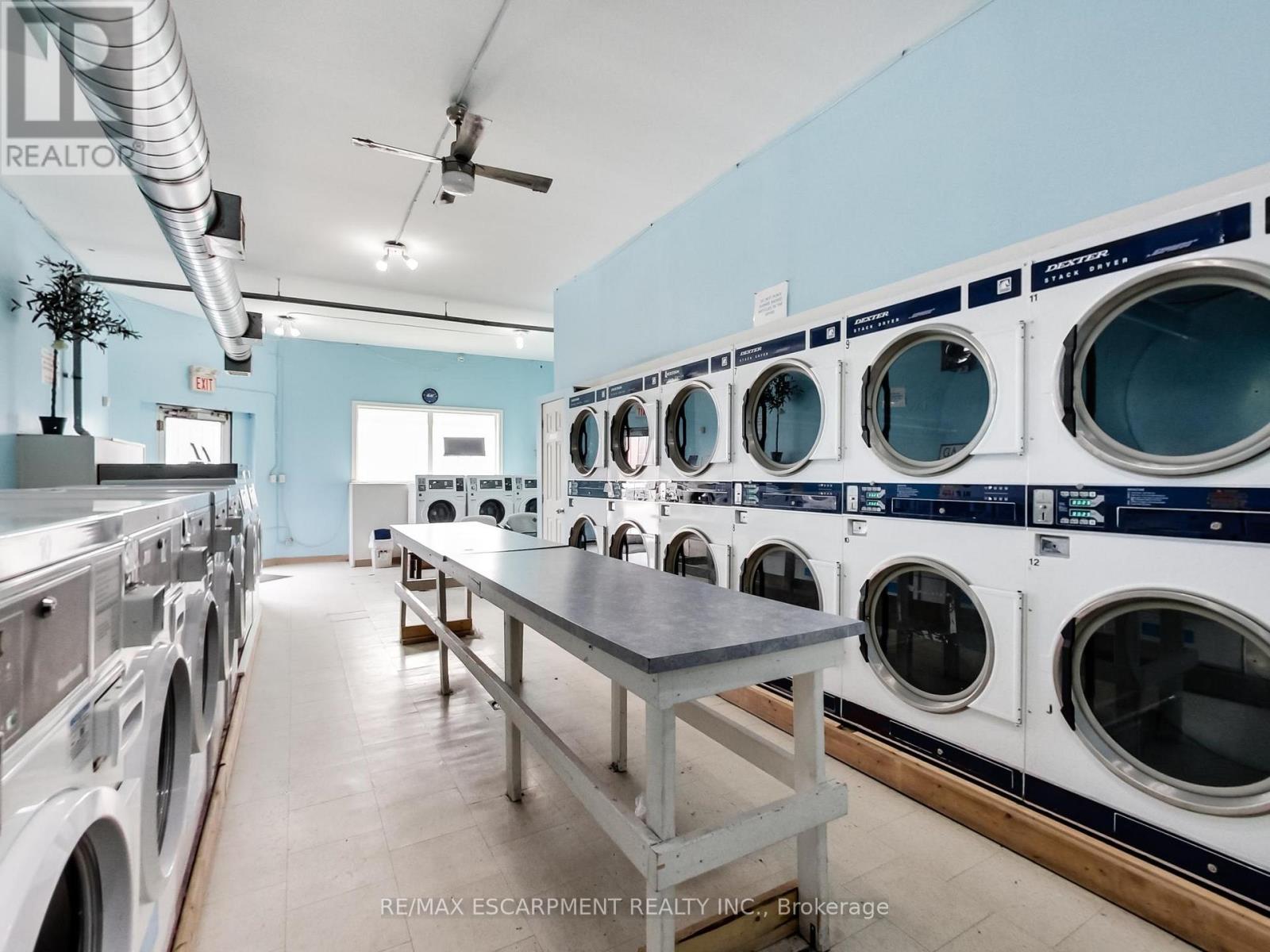 443 Wentworth Street N, Hamilton, Ontario  L8L 5W6 - Photo 12 - X12915732