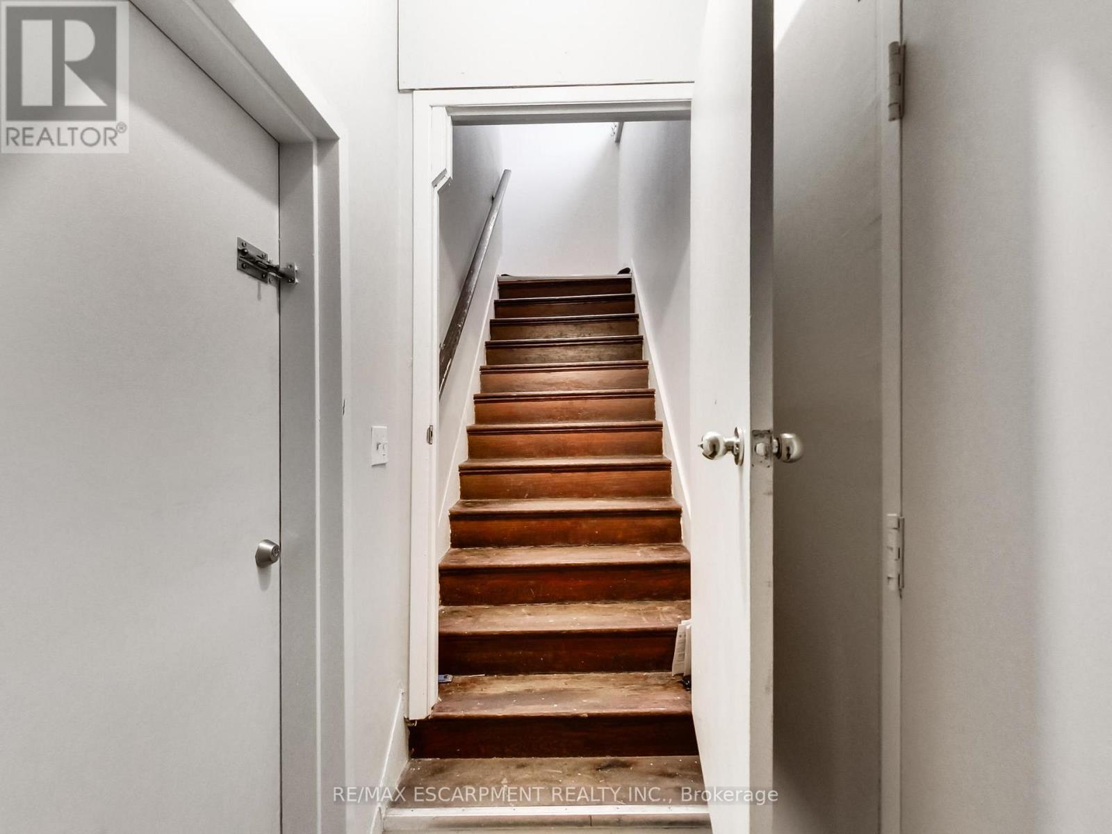 443 Wentworth Street N, Hamilton, Ontario  L8L 5W6 - Photo 15 - X12915732