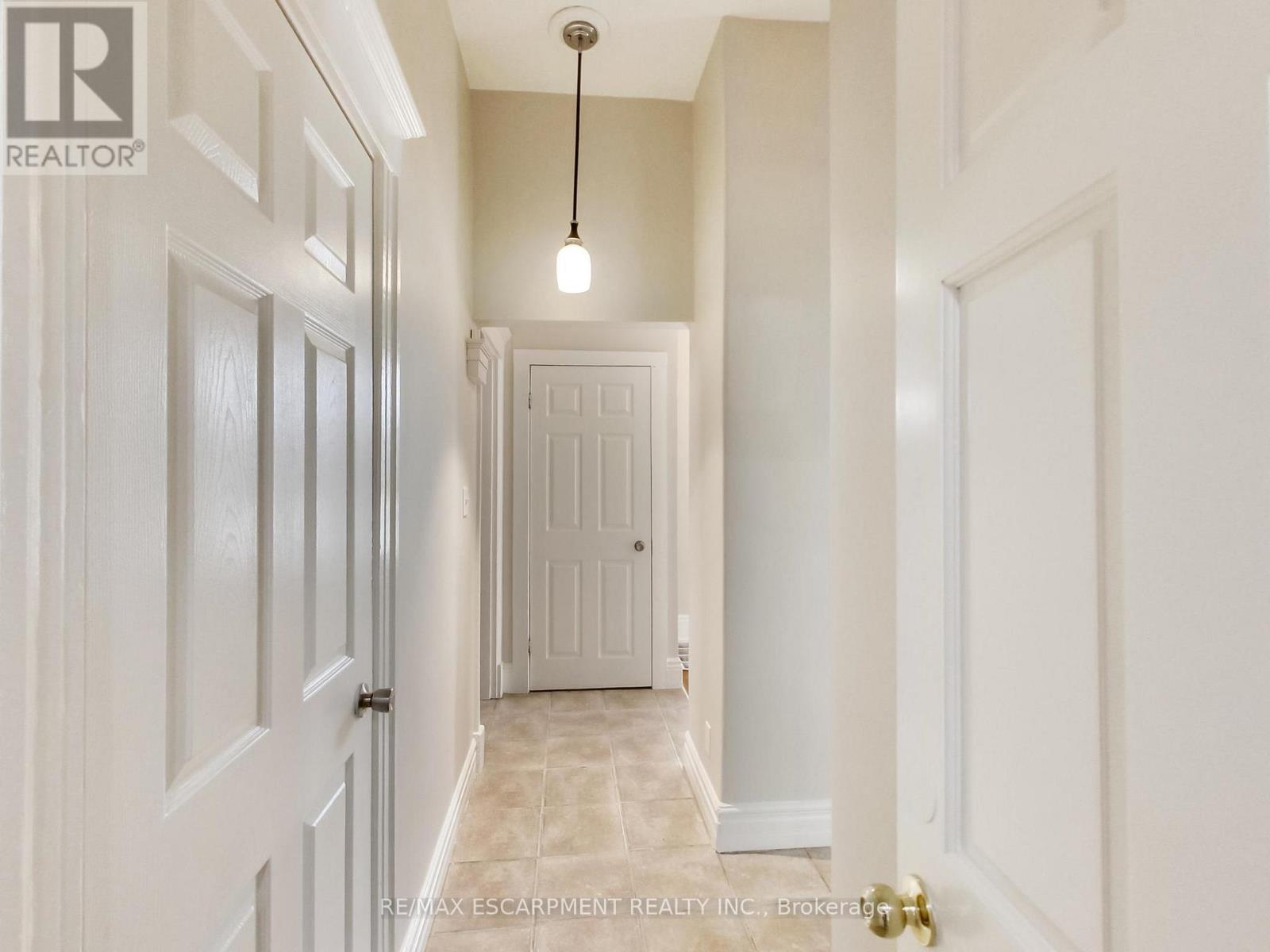 443 Wentworth Street N, Hamilton, Ontario  L8L 5W6 - Photo 28 - X12915732