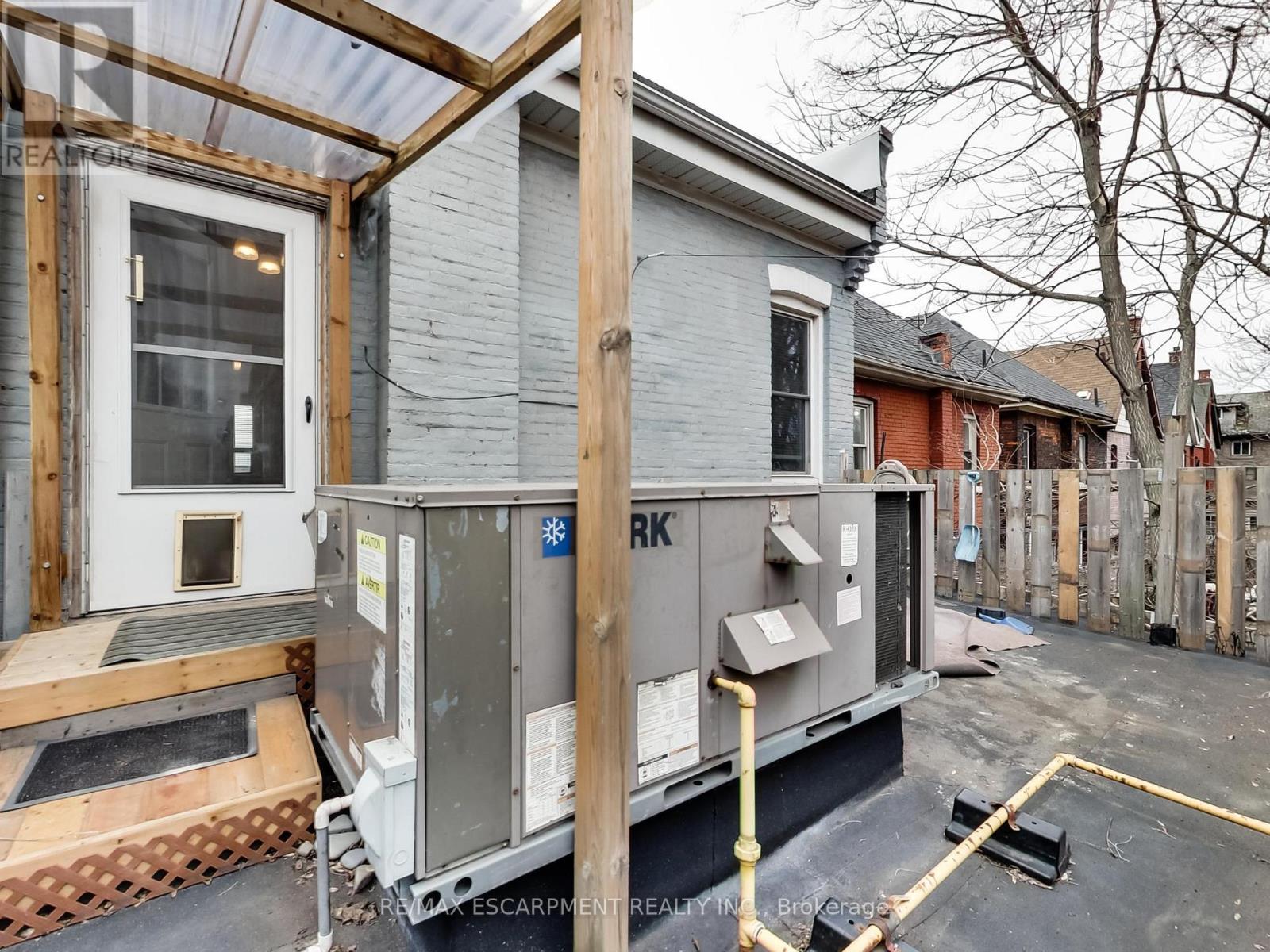 443 Wentworth Street N, Hamilton, Ontario  L8L 5W6 - Photo 44 - X12915732