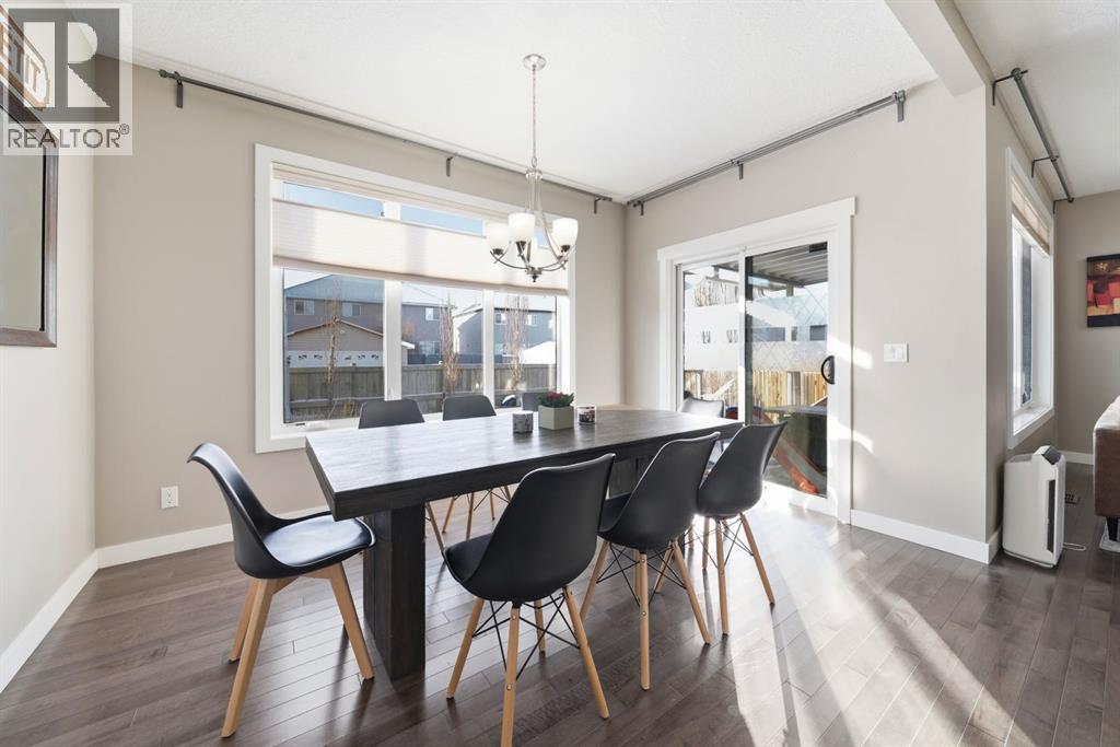 639 Copperpond Circle SE, Calgary, Alberta  T2Z 4M2 - Photo 11 - A2287743