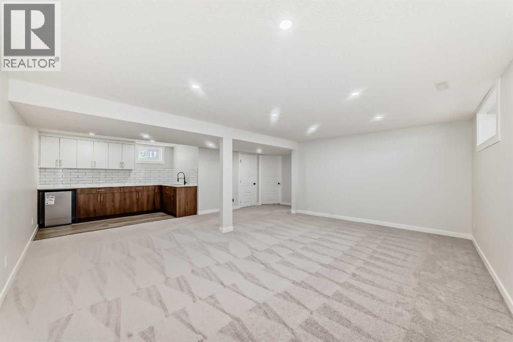 10832 7 Street Sw, Calgary, Alberta  T2W 0G5 - Photo 18 - A2292512