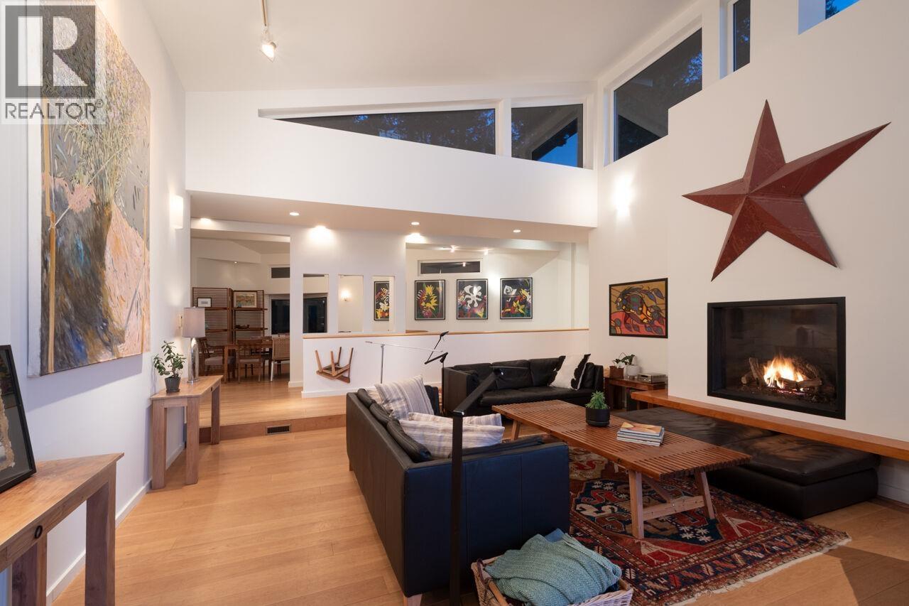 1670 Whitesails Drive, Bowen Island, British Columbia  V0N 1G2 - Photo 10 - R3102623