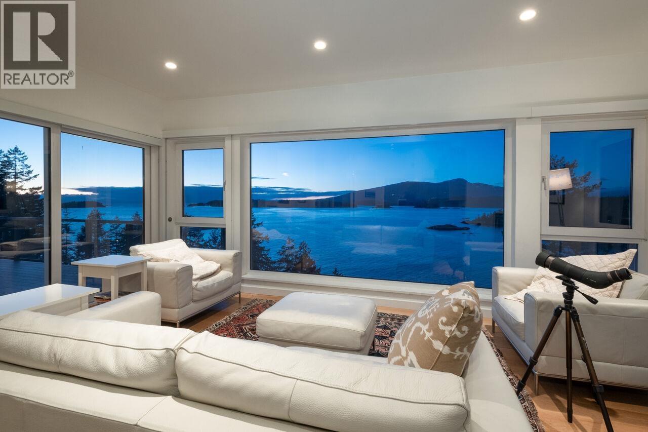 1670 Whitesails Drive, Bowen Island, British Columbia  V0N 1G2 - Photo 14 - R3102623