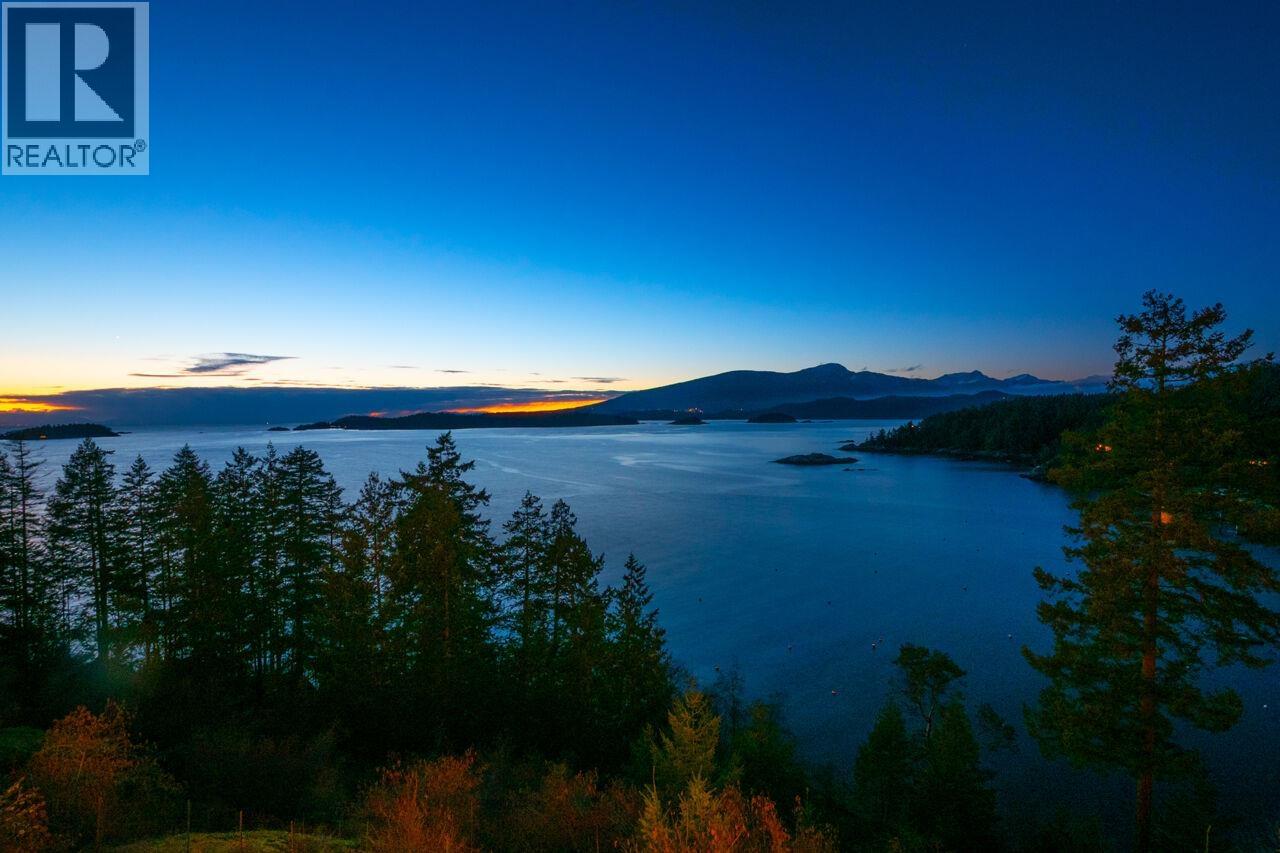 1670 Whitesails Drive, Bowen Island, British Columbia  V0N 1G2 - Photo 8 - R3102623