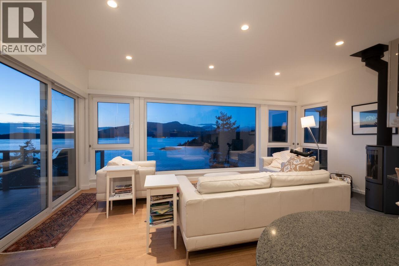 1670 Whitesails Drive, Bowen Island, British Columbia  V0N 1G2 - Photo 15 - R3102623