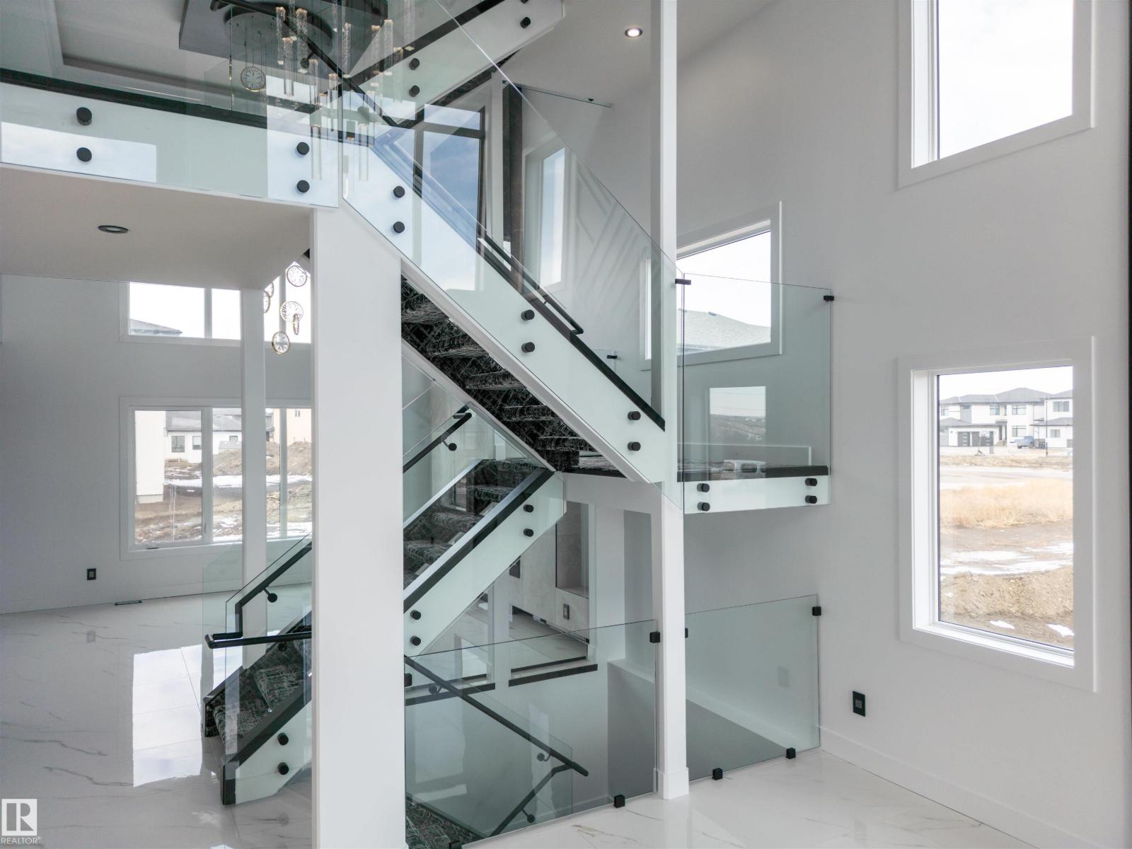 669 Fraser Vista Vs Nw, Edmonton, Alberta  T5Y 3Z6 - Photo 7 - E4477496