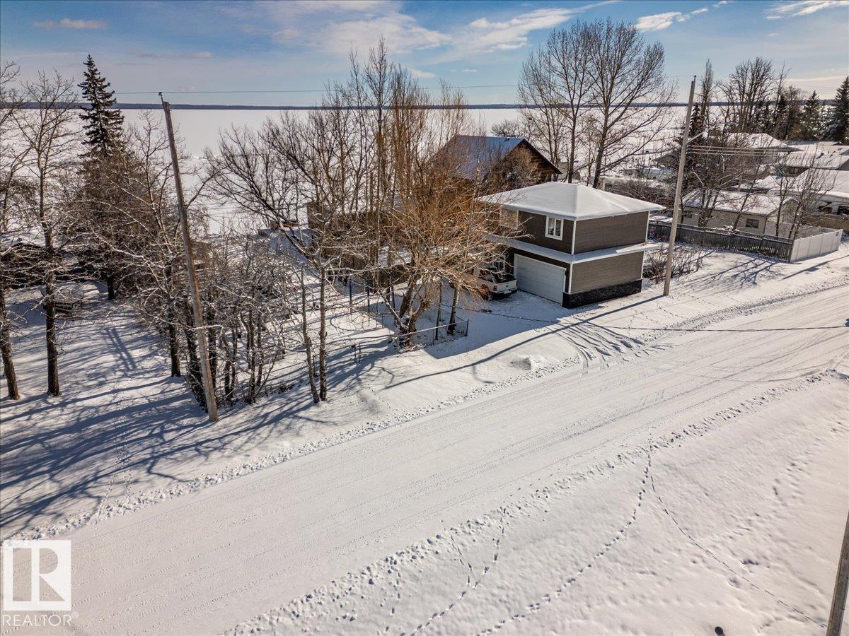 17 Lakeshore Dr, Rural Wetaskiwin County, Alberta  T0C 2V0 - Photo 2 - E4477594