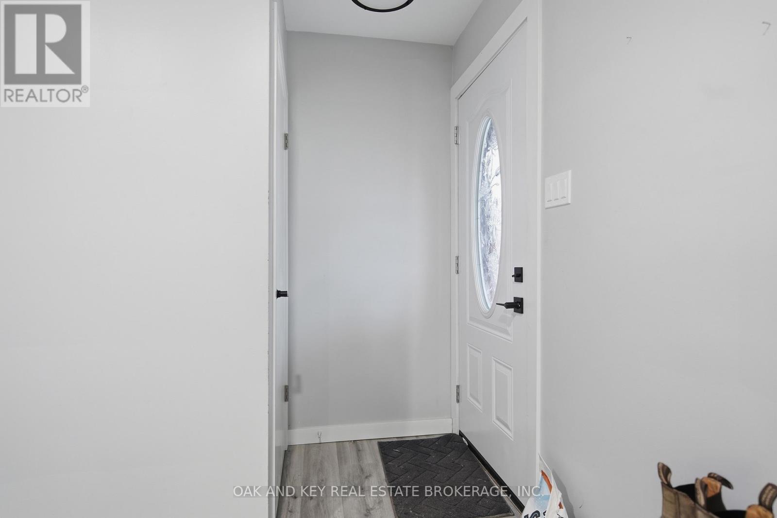 598 Ross Street, London East, Ontario  N5Y 3V7 - Photo 4 - X12915910