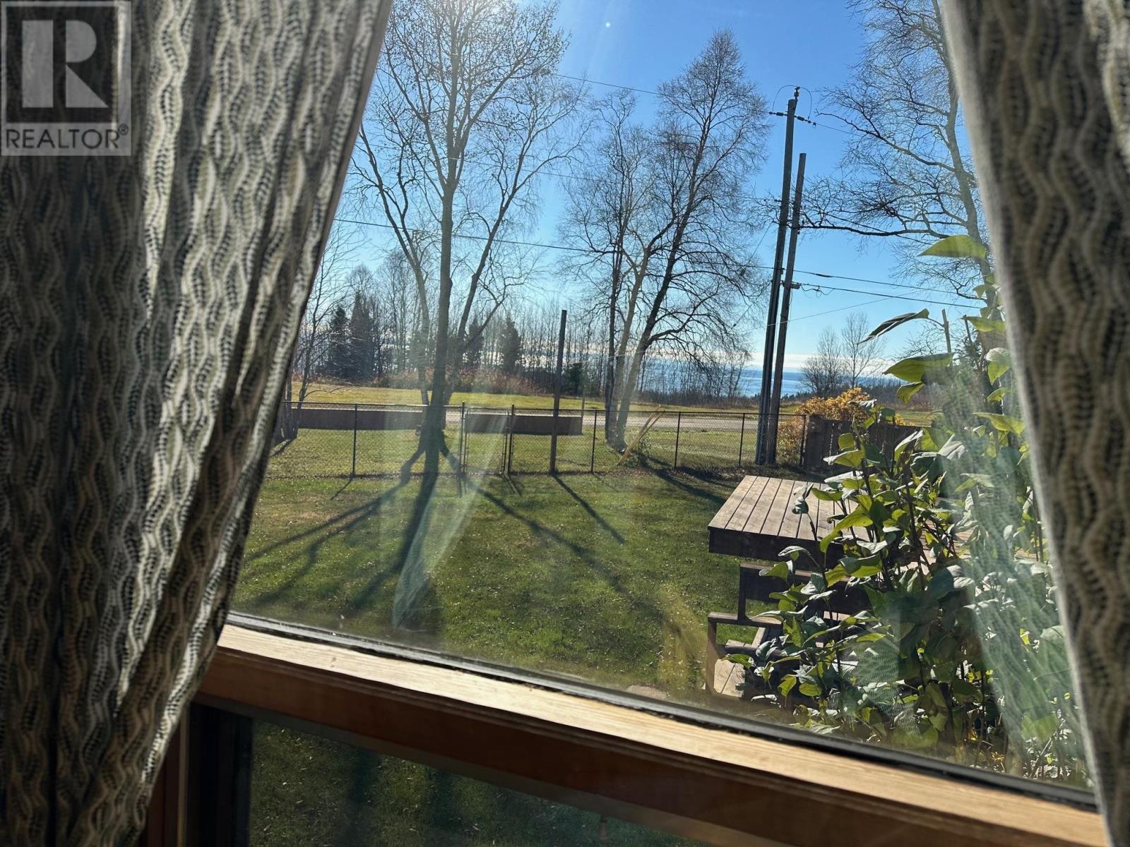 26 Southridge Cres, Terrace Bay, Ontario  P0T 2W0 - Photo 4 - TB2600123