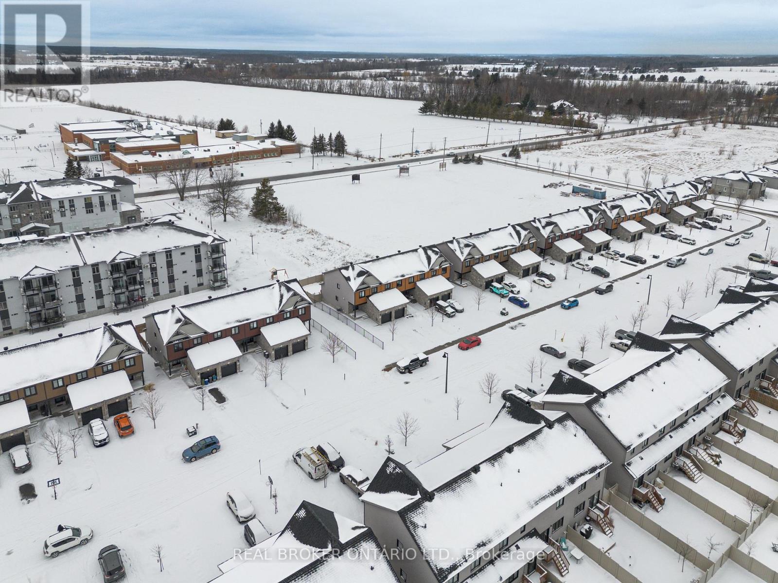 336 Twilight Avenue, Russell, Ontario  K4R 0E3 - Photo 48 - X12915942