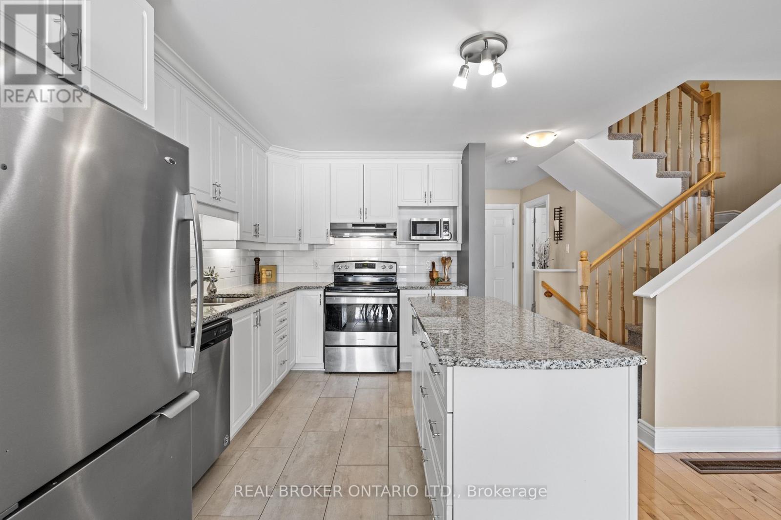 336 Twilight Avenue, Russell, Ontario  K4R 0E3 - Photo 7 - X12915942