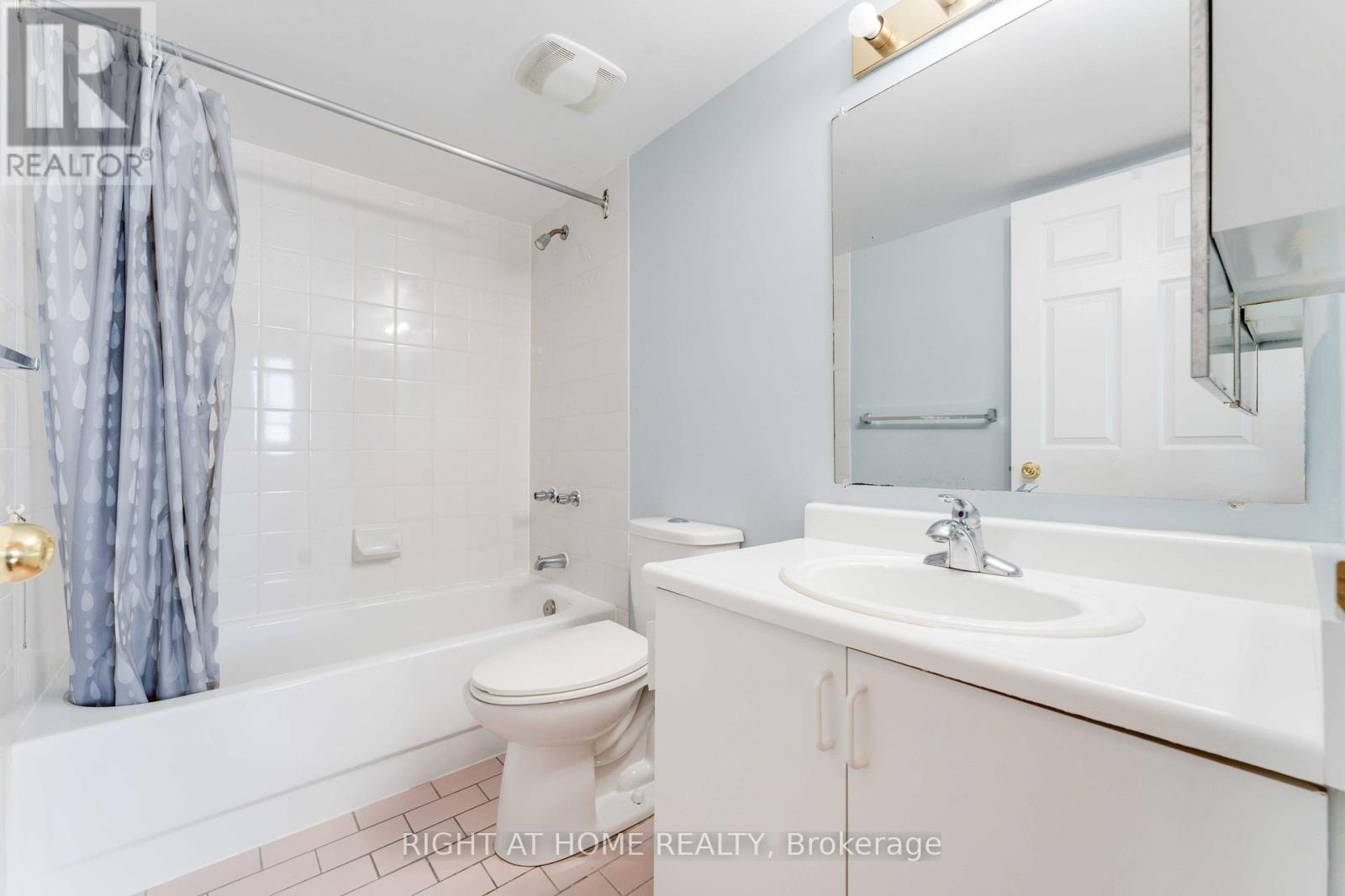 605 - 1440 Heron Road, Ottawa, Ontario  K1V 0X2 - Photo 22 - X12915946