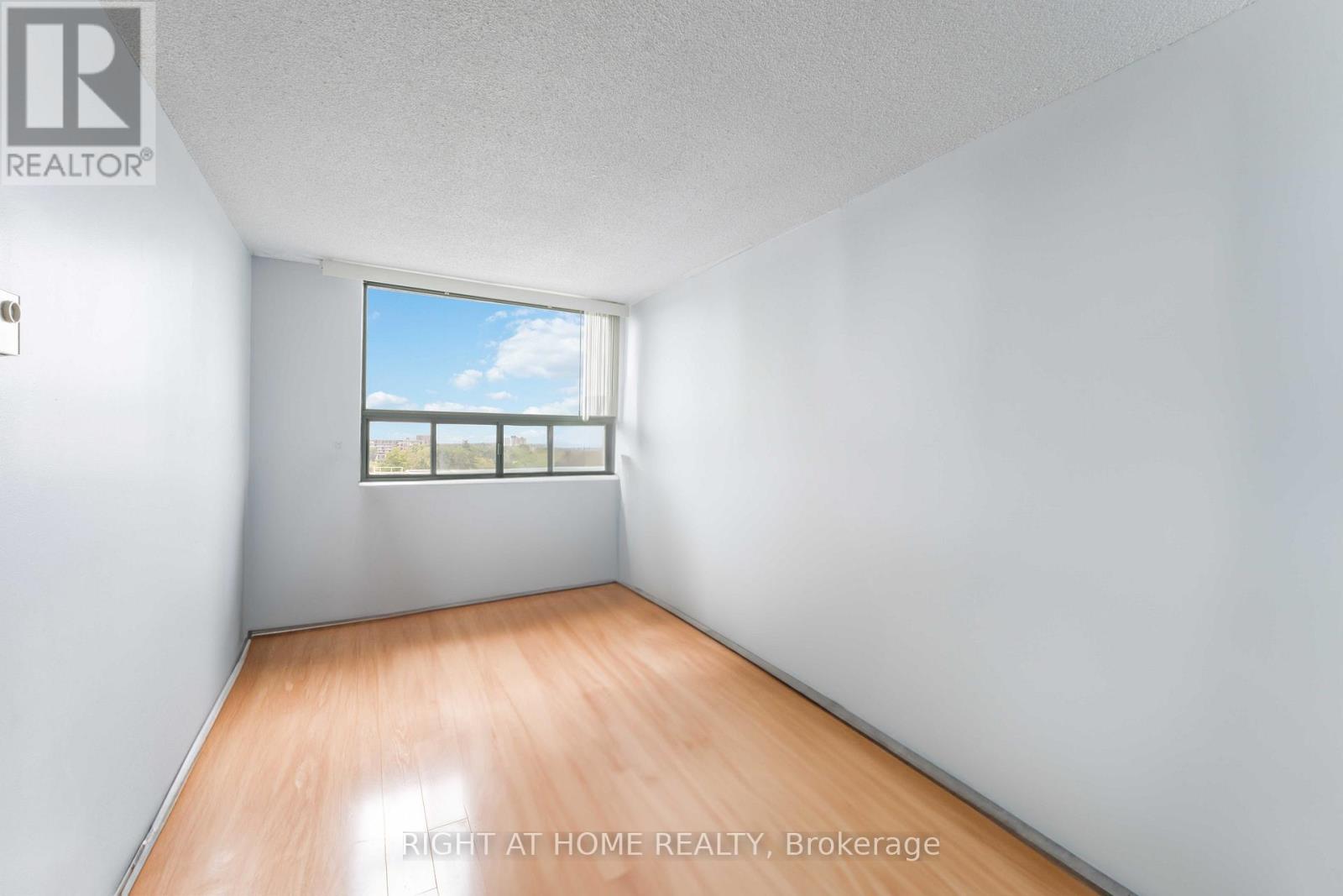 605 - 1440 Heron Road, Ottawa, Ontario  K1V 0X2 - Photo 23 - X12915946