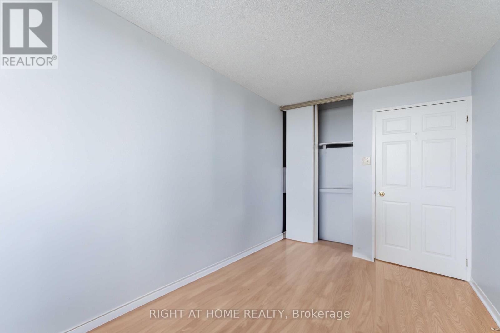 605 - 1440 Heron Road, Ottawa, Ontario  K1V 0X2 - Photo 24 - X12915946