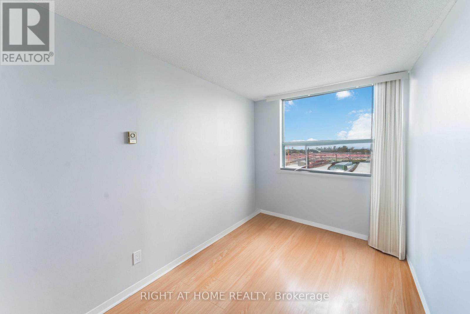 605 - 1440 Heron Road, Ottawa, Ontario  K1V 0X2 - Photo 29 - X12915946