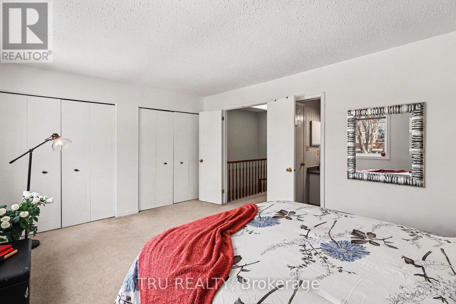 1120 Chimney Hill Way, Ottawa, Ontario  K1J 8Z6 - Photo 14 - X12916002