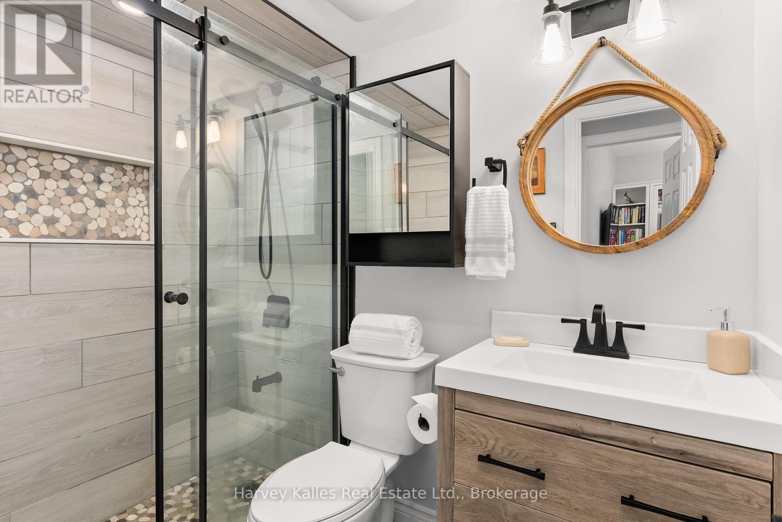 106 - 5 Church Street, Huntsville, Ontario  P1H 1G9 - Photo 23 - X12891040