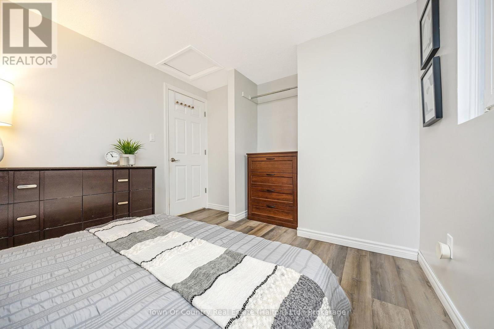 522 Conway Court, Milton, Ontario  L9T 4B8 - Photo 23 - W12915858