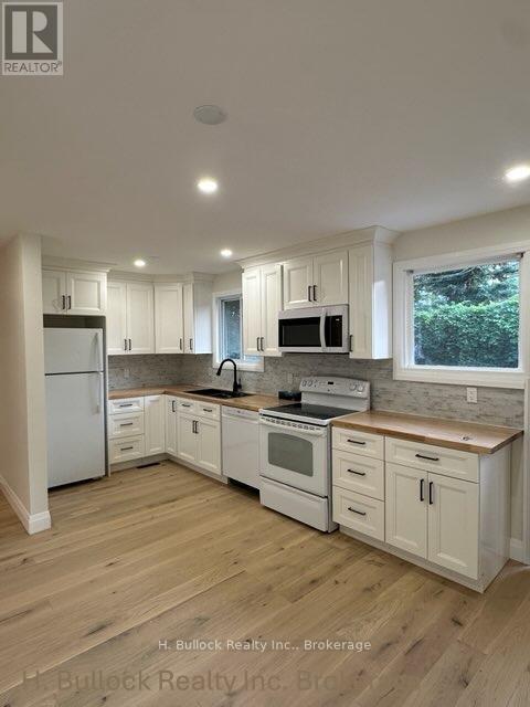 3336 Kodiak Street, Ottawa, Ontario  K1V 7S8 - Photo 3 - X12915952