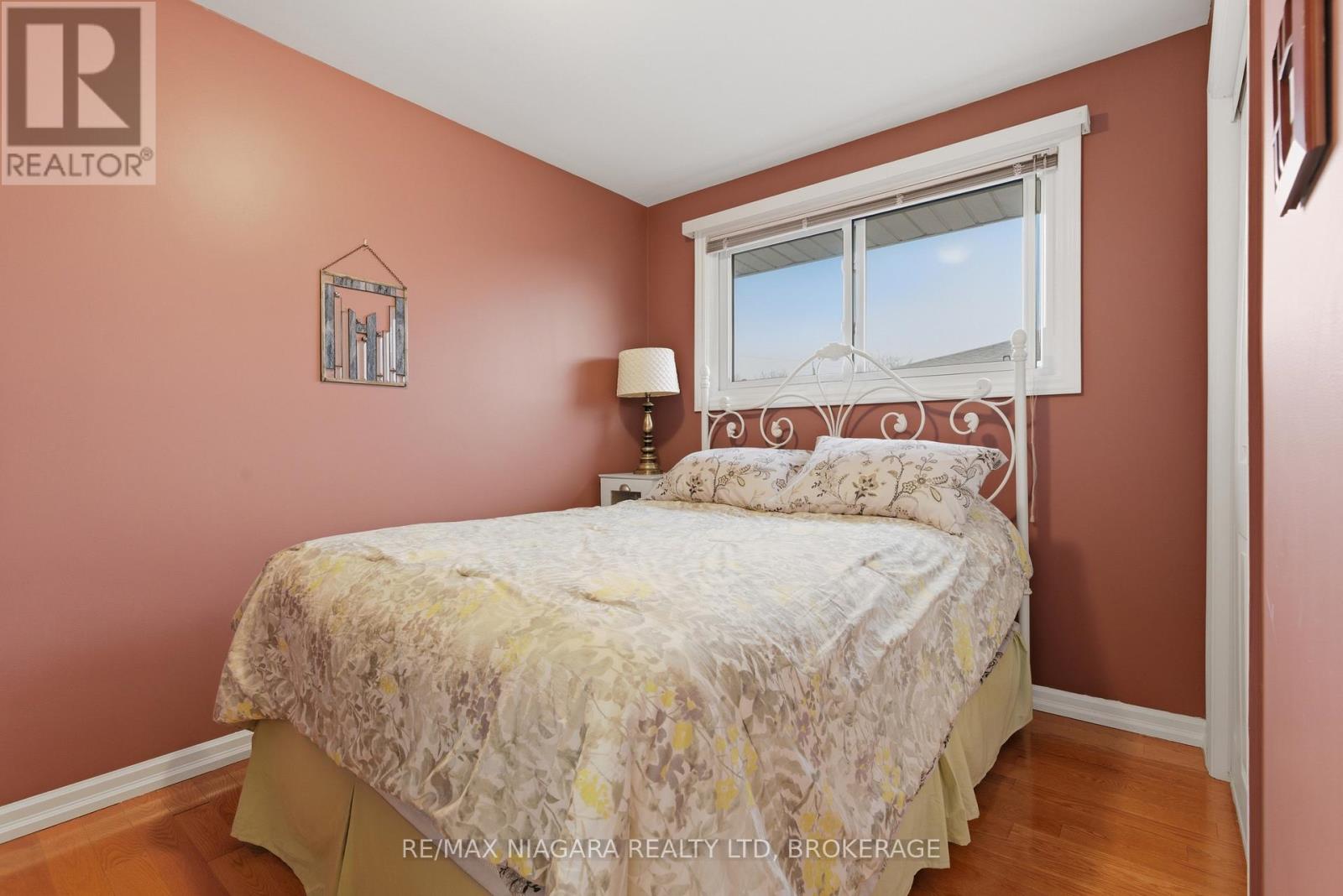 57 Meredith Drive, St. Catharines, Ontario  L2M 6R5 - Photo 14 - X12915930