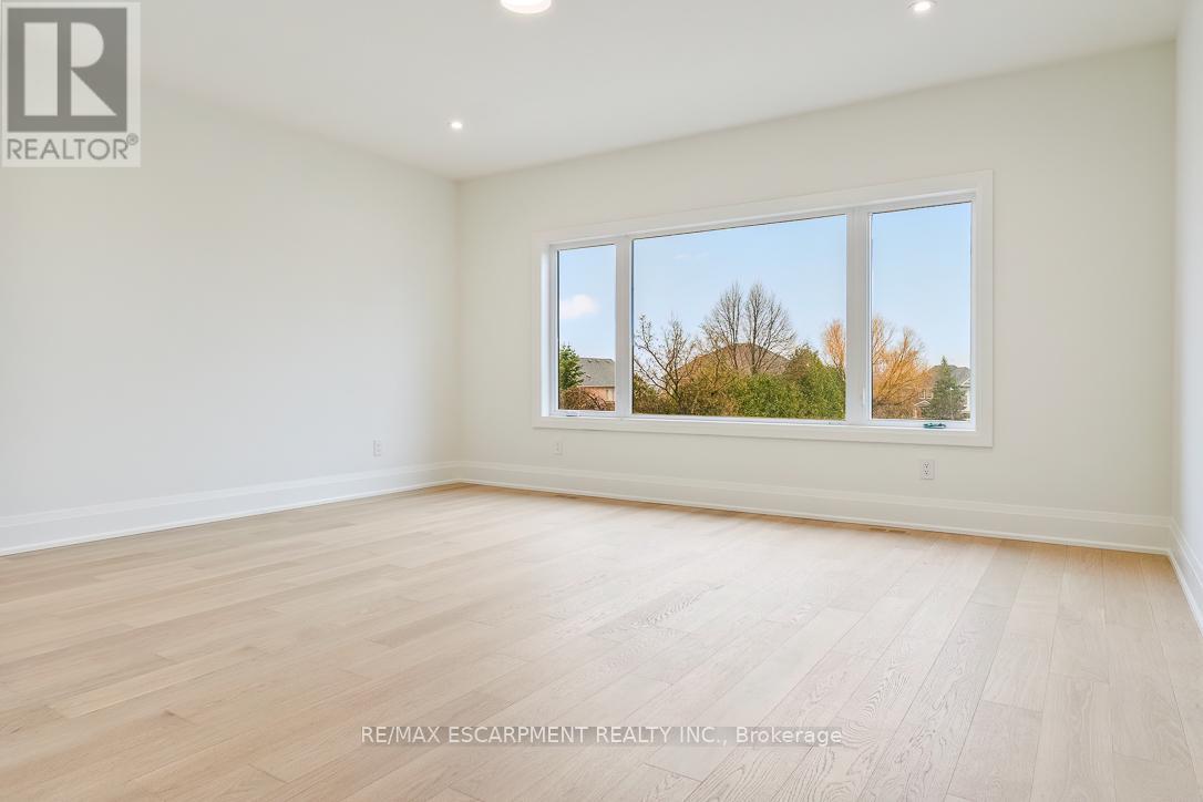 2354 Eighth Line, Oakville, Ontario  L6H 7E6 - Photo 21 - W12905772