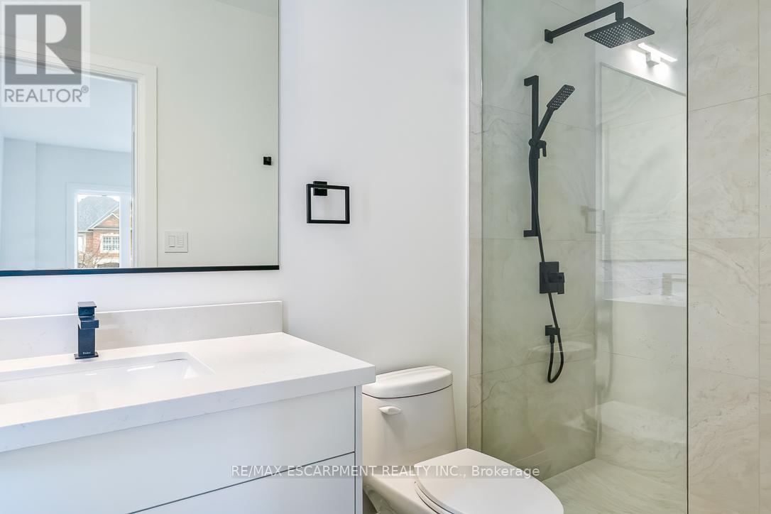 2354 Eighth Line, Oakville, Ontario  L6H 7E6 - Photo 44 - W12905772