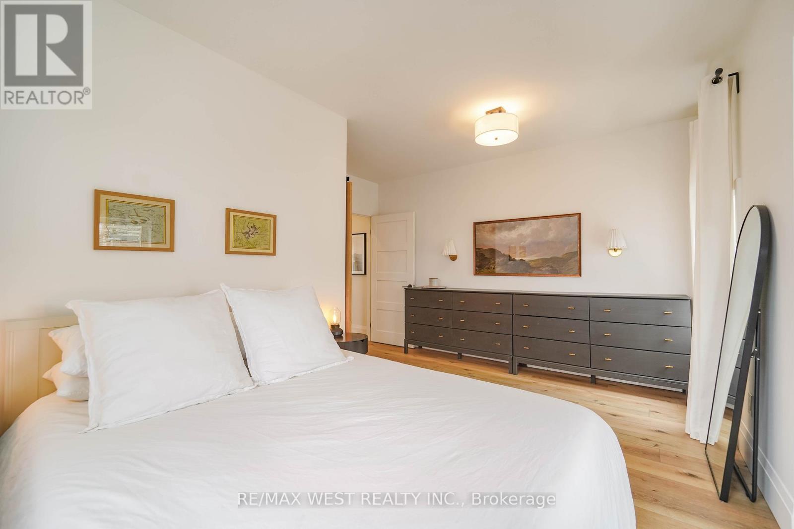 200 Euclid Avenue, Toronto, Ontario  M6J 2J9 - Photo 15 - C12915816