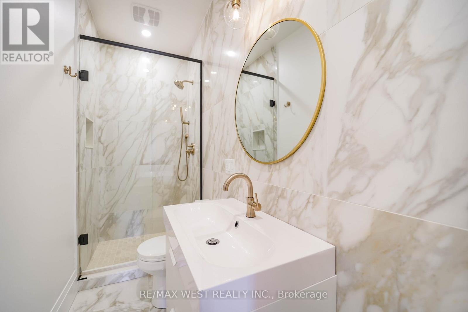 200 Euclid Avenue, Toronto, Ontario  M6J 2J9 - Photo 16 - C12915816