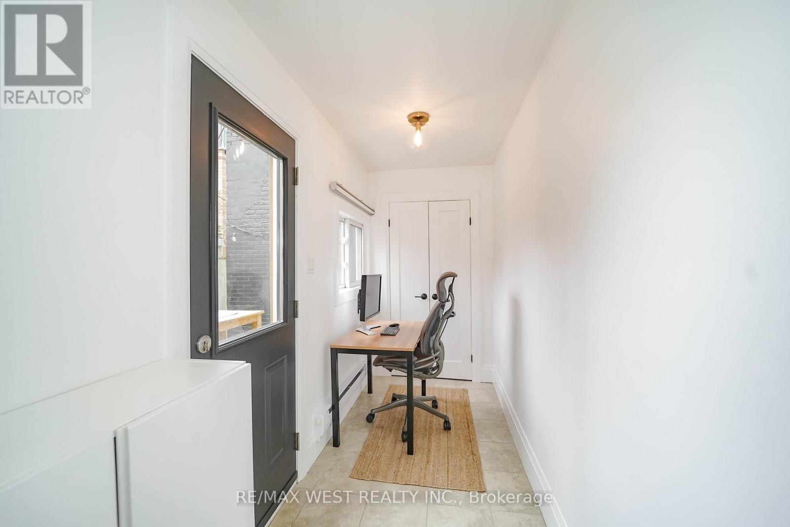 200 Euclid Avenue, Toronto, Ontario  M6J 2J9 - Photo 7 - C12915816