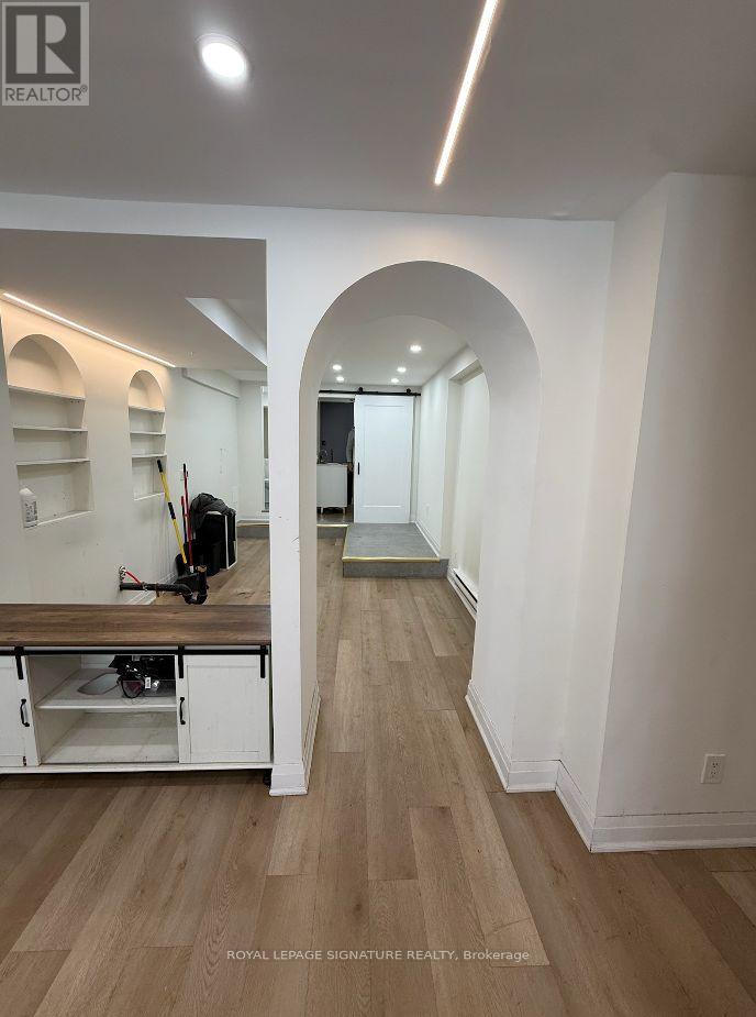 Ll - 246 Gerrard Street E, Toronto, Ontario  M5A 2G2 - Photo 6 - C12915862