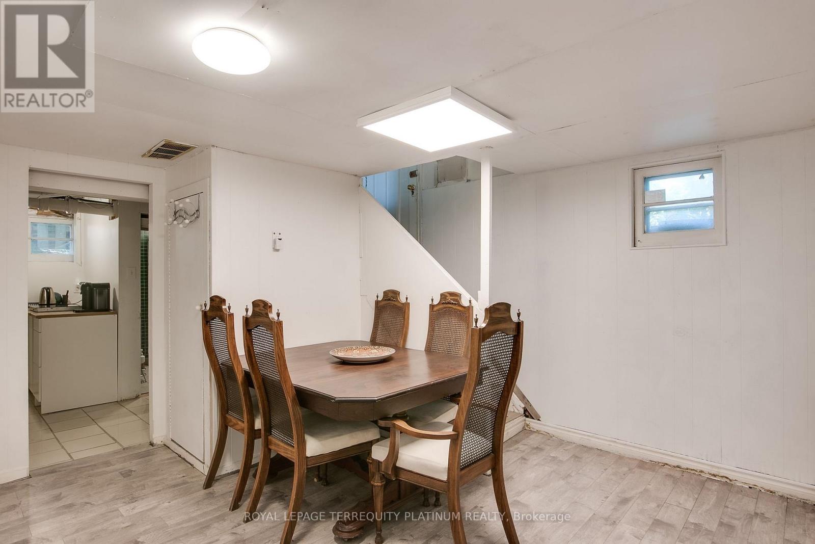 336 Hillcrest Avenue, Toronto, Ontario  M2N 3P6 - Photo 7 - C12915916