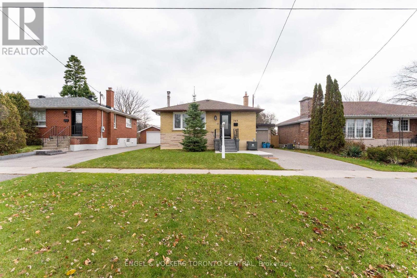 767 Phillip Murray Avenue, Oshawa, Ontario  L1J 1J2 - Photo 3 - E12915818