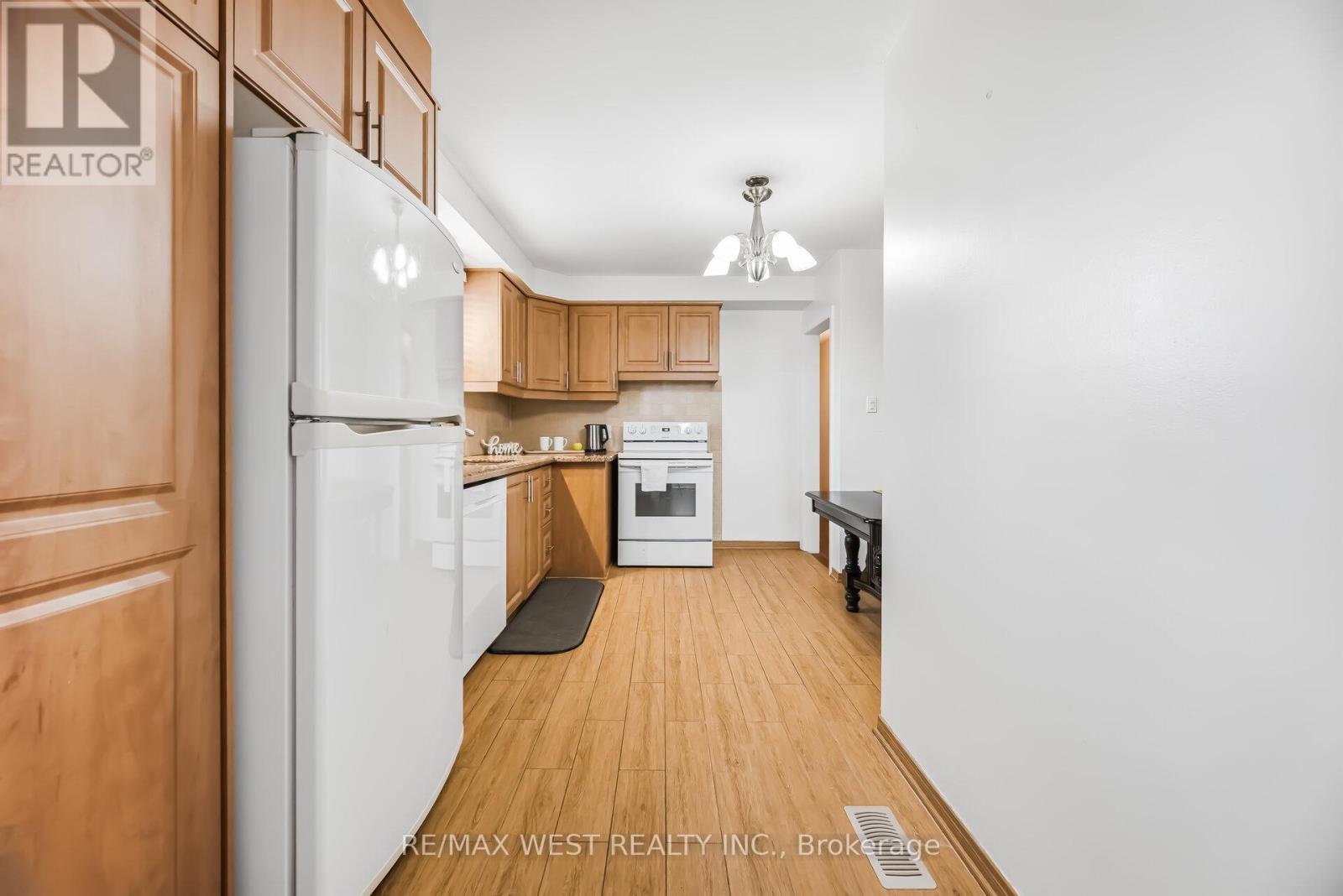 30 Kollar Drive, Toronto, Ontario  M1G 1E2 - Photo 16 - E12915846