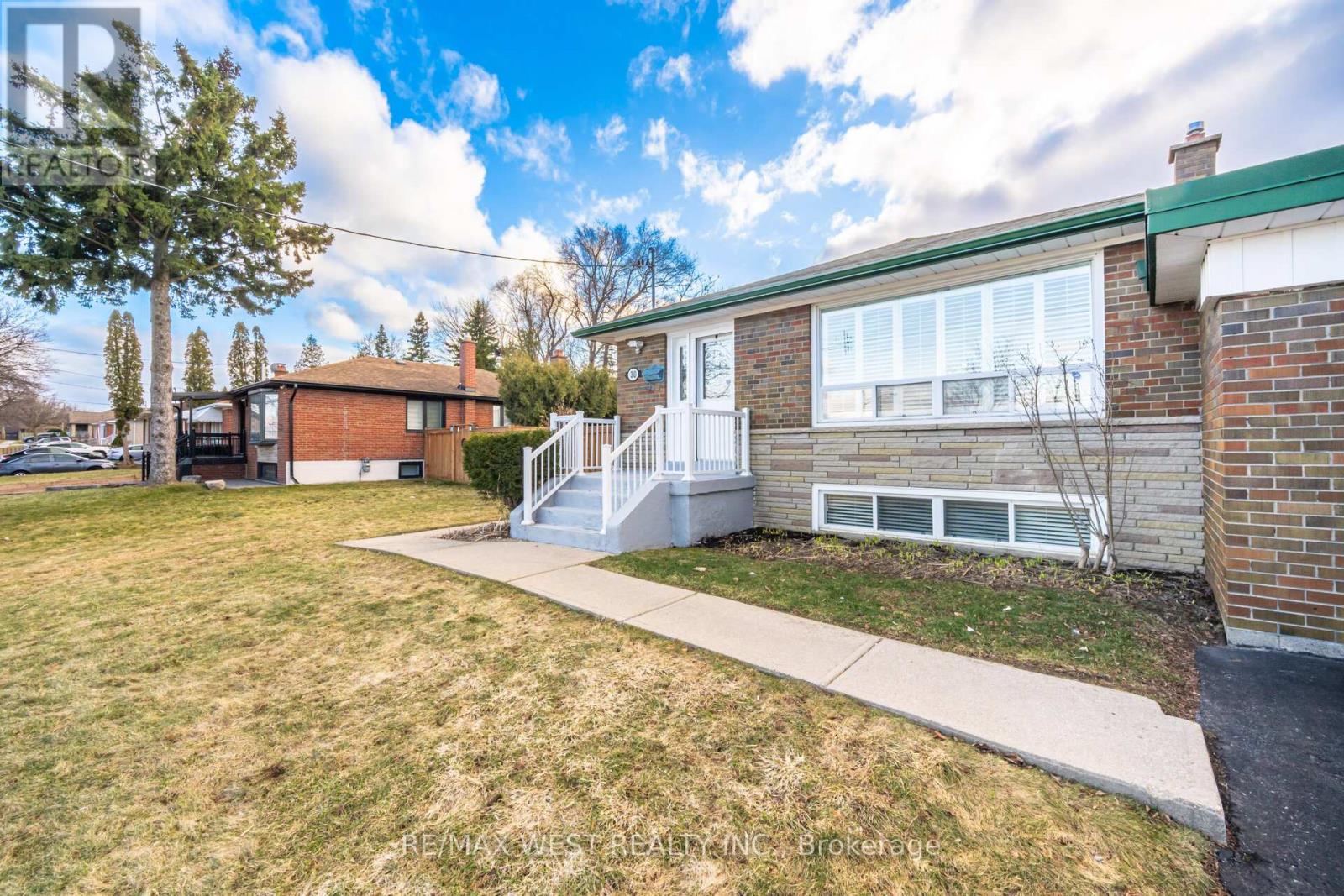 30 Kollar Drive, Toronto, Ontario  M1G 1E2 - Photo 3 - E12915846