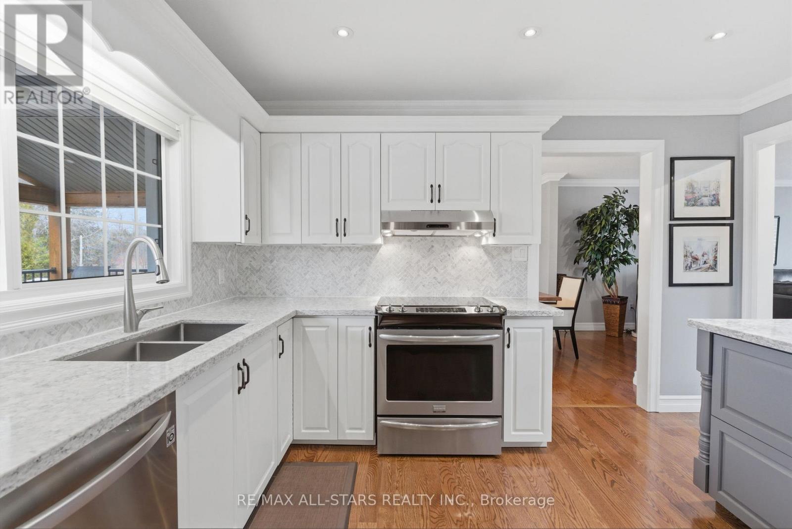 2 Pearl Drive, Scugog, Ontario  L0C 1B0 - Photo 11 - E12915868