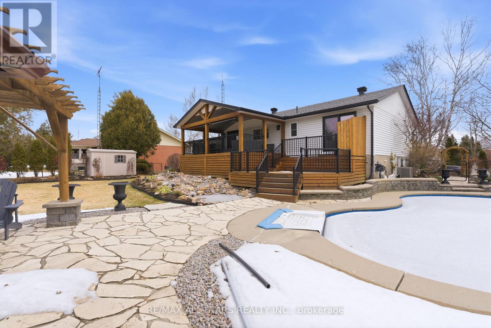 2 Pearl Drive, Scugog, Ontario  L0C 1B0 - Photo 35 - E12915868