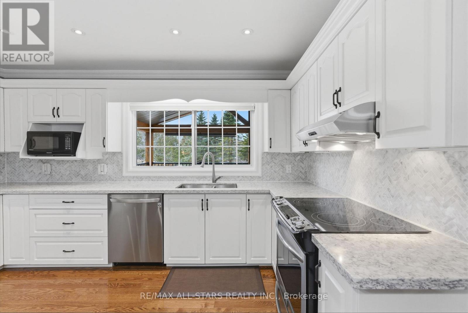 2 Pearl Drive, Scugog, Ontario  L0C 1B0 - Photo 9 - E12915868