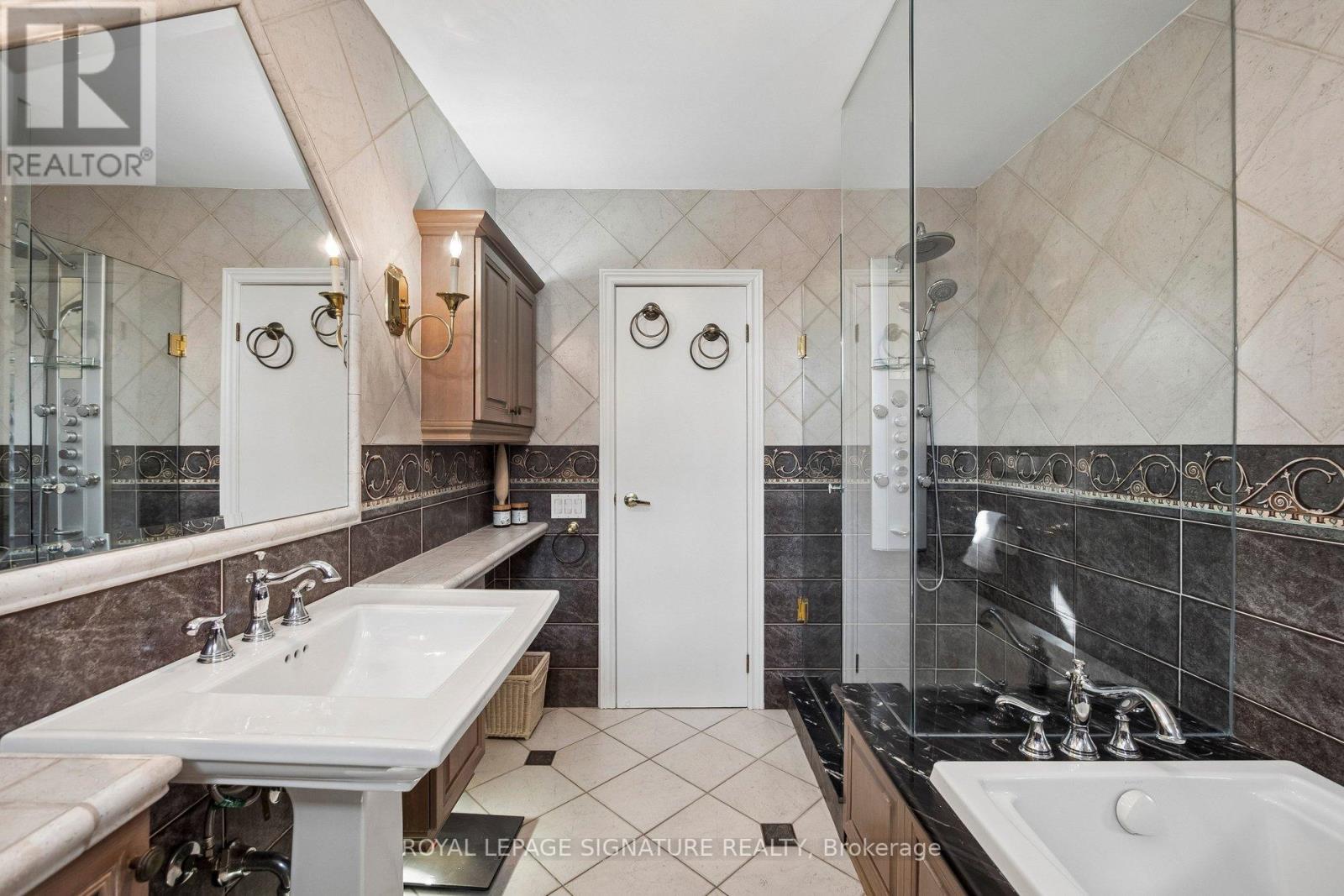 349 Jaybell Grove, Toronto, Ontario  M1C 2X4 - Photo 24 - E12915962