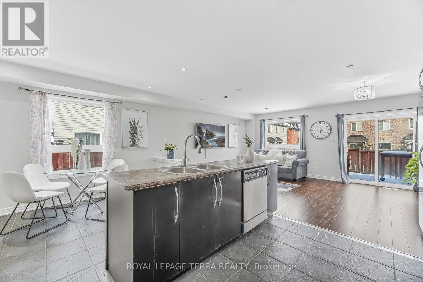 65 Aldonschool Court, Ajax, Ontario  L1S 0C5 - Photo 17 - E12916010