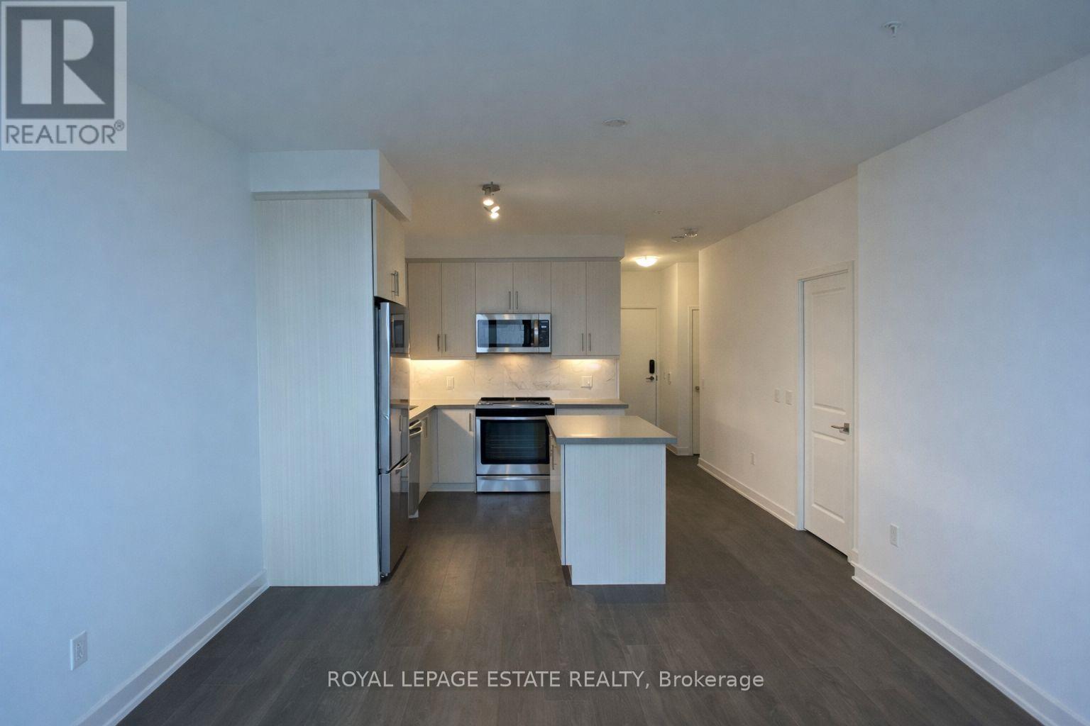 1606 - 85 Oneida Crescent, Richmond Hill, Ontario  L4B 0H4 - Photo 4 - N12915810