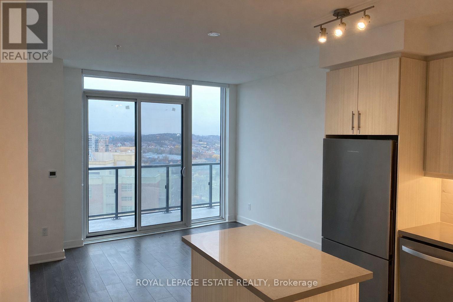 1606 - 85 Oneida Crescent, Richmond Hill, Ontario  L4B 0H4 - Photo 5 - N12915810