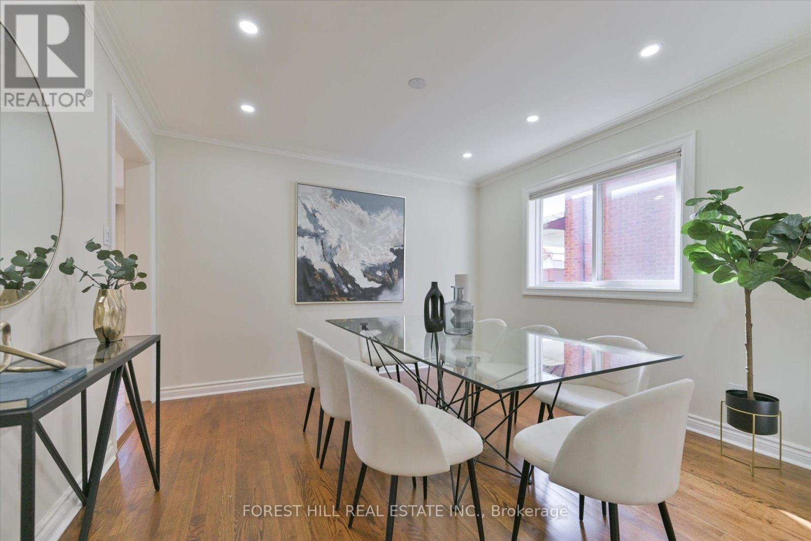 137 Marsi Road, Richmond Hill, Ontario  L4C 5R3 - Photo 10 - N12915820