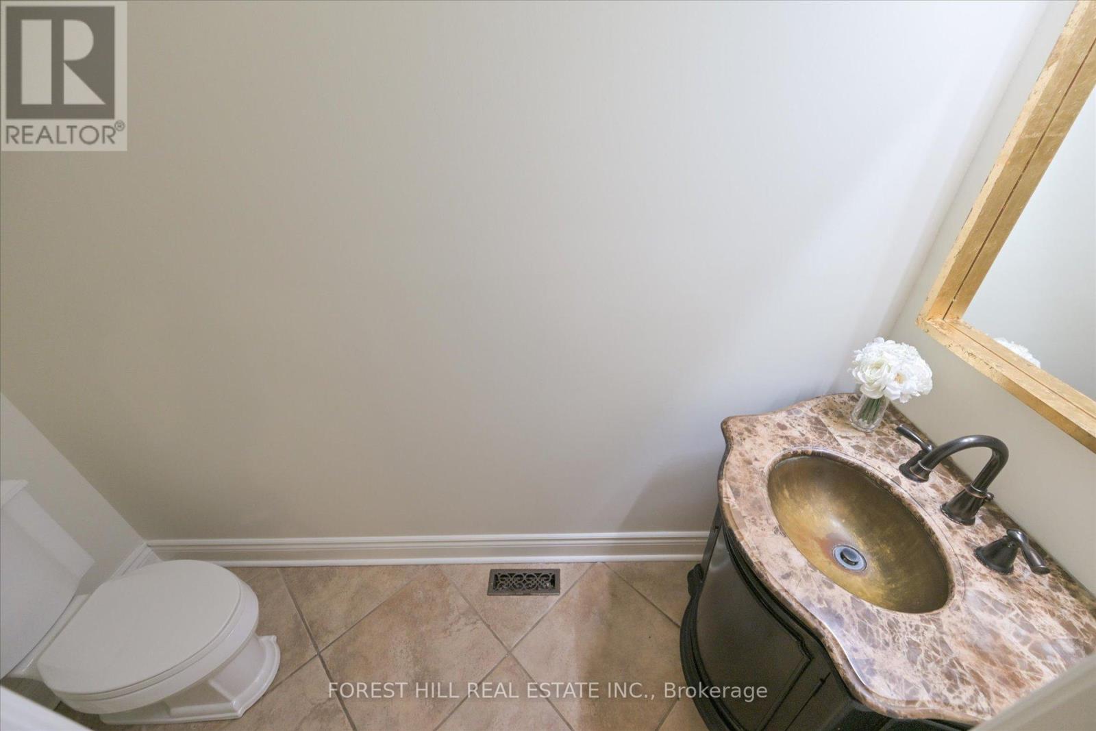 137 Marsi Road, Richmond Hill, Ontario  L4C 5R3 - Photo 21 - N12915820