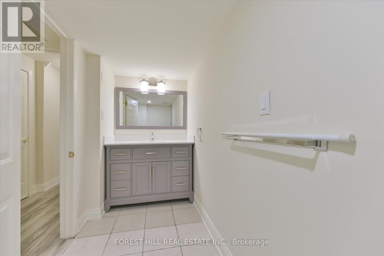 137 Marsi Road, Richmond Hill, Ontario  L4C 5R3 - Photo 41 - N12915820