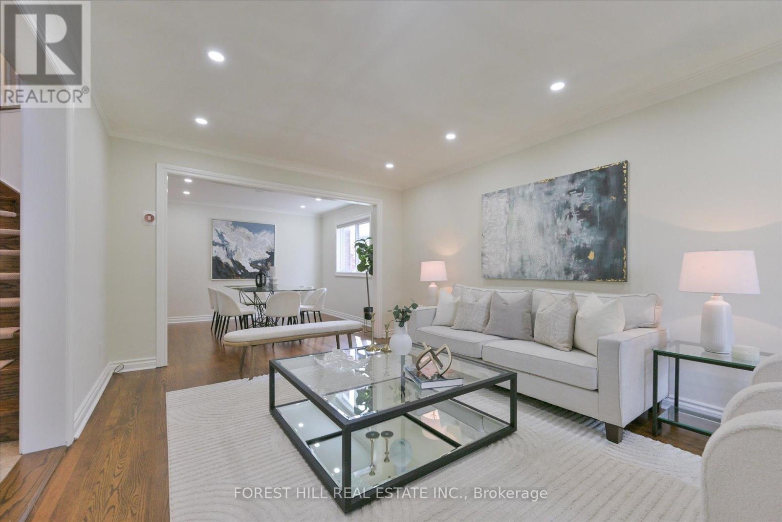 137 Marsi Road, Richmond Hill, Ontario  L4C 5R3 - Photo 9 - N12915820