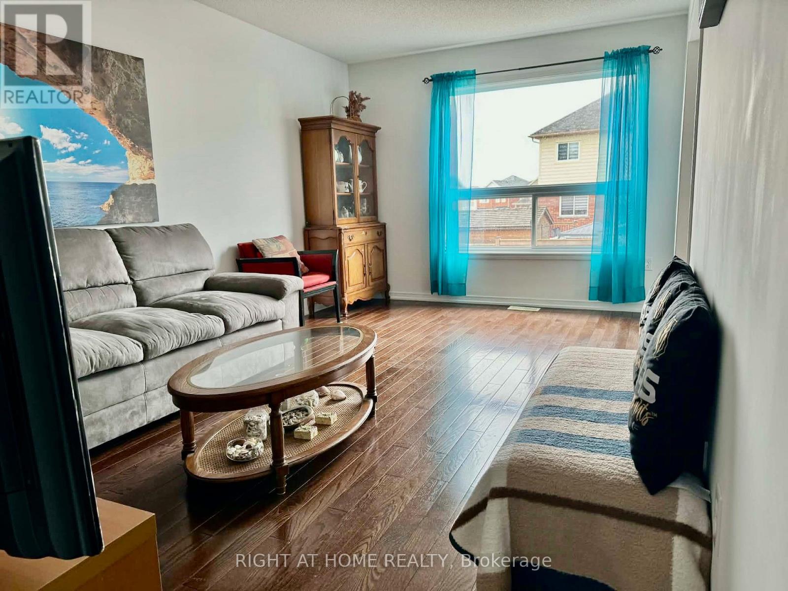 2110 Galloway Street, Innisfil, Ontario  L9S 4B7 - Photo 23 - N12915842