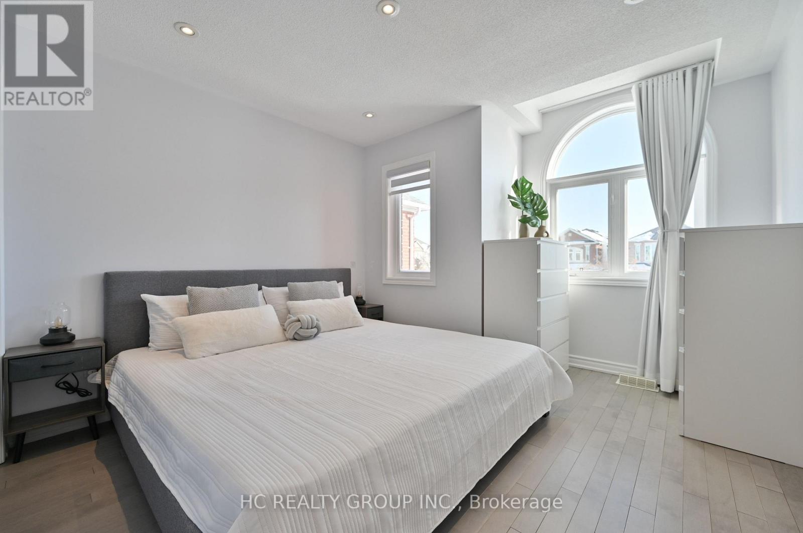 94 Manorheights Street, Richmond Hill, Ontario  L4S 2H5 - Photo 23 - N12915882