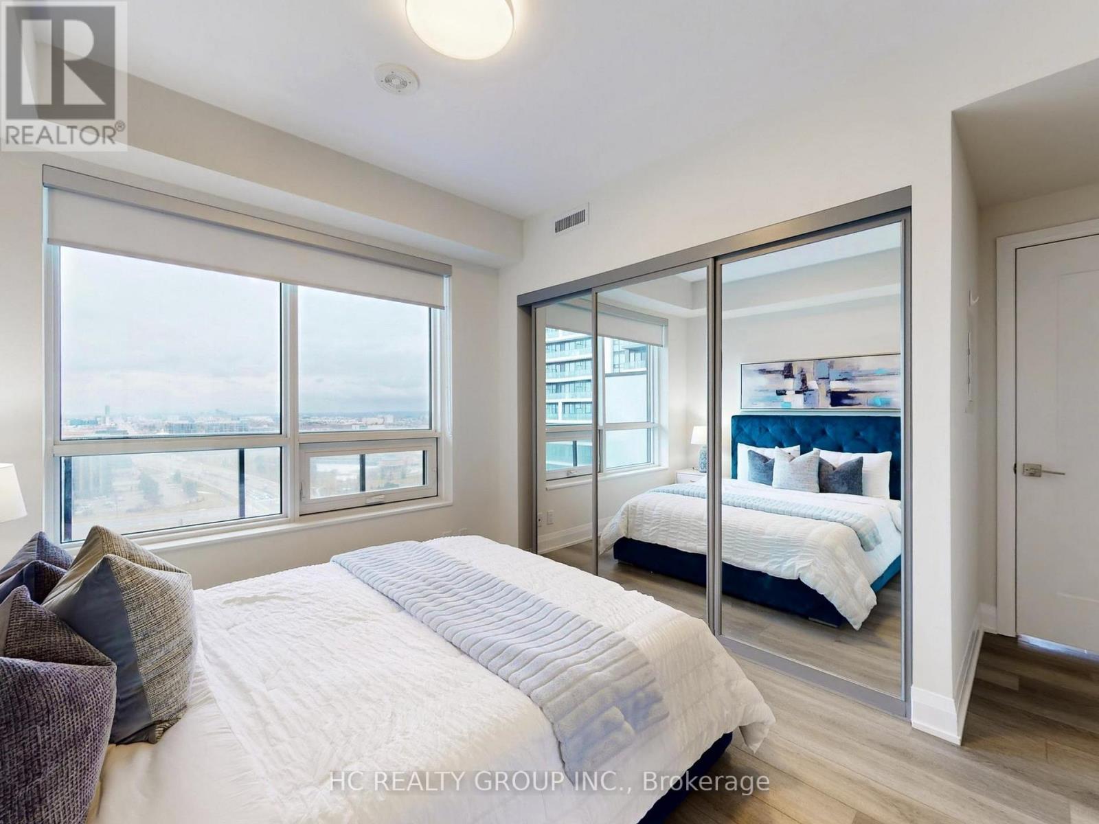 2808 - 18 Water Walk Drive, Markham, Ontario  L3R 6L5 - Photo 13 - N12915964